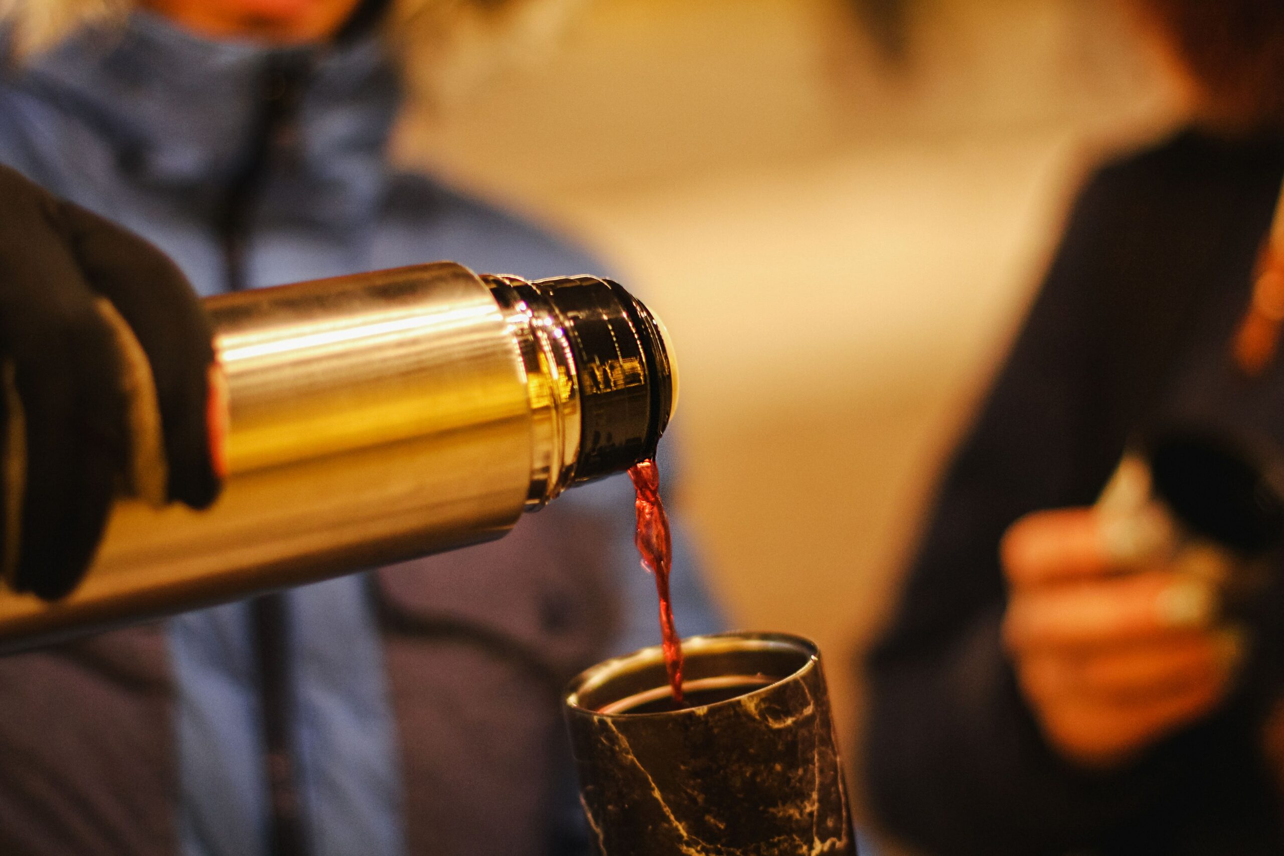 保溫瓶裝竟然會讓咖啡變難喝？